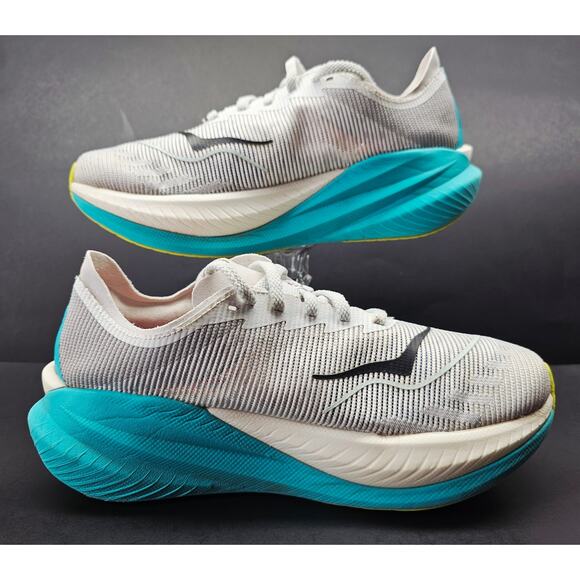 Hoka Women 8.5 Comfy footwear - Picture 4 of 11